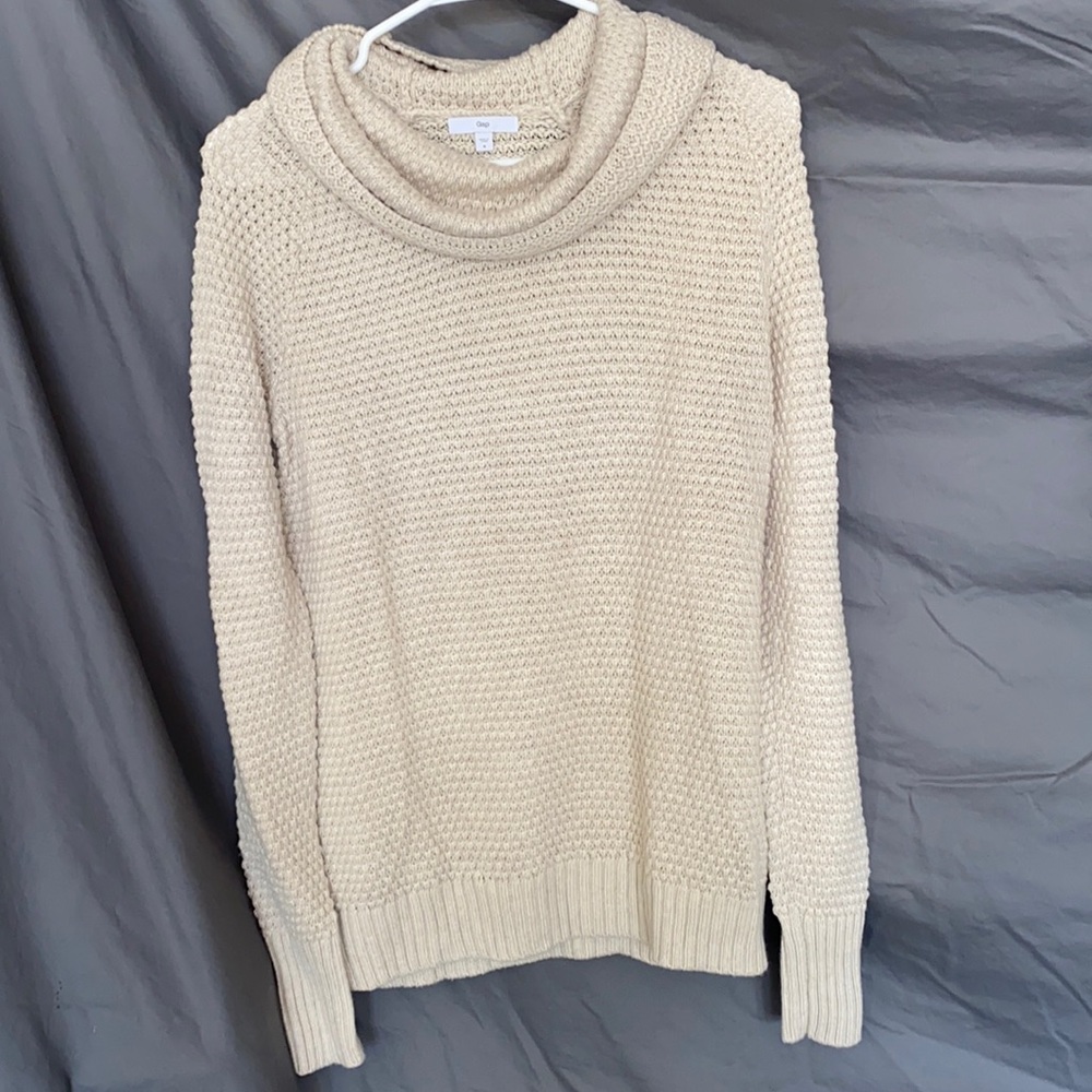 Gap Cowl neck sweater-S